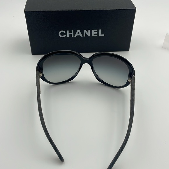 CHANEL DENIM GUC SUNGLASSES - Picture 8 of 10